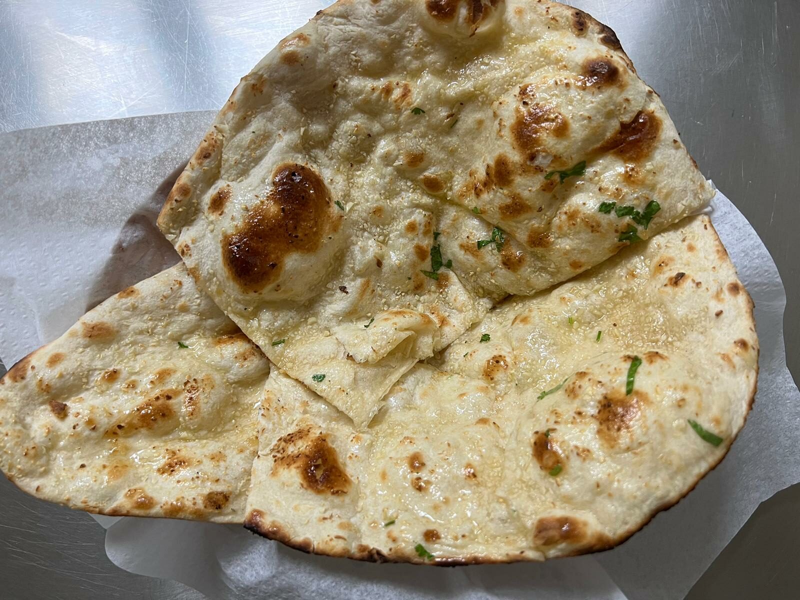  Garlic naan 